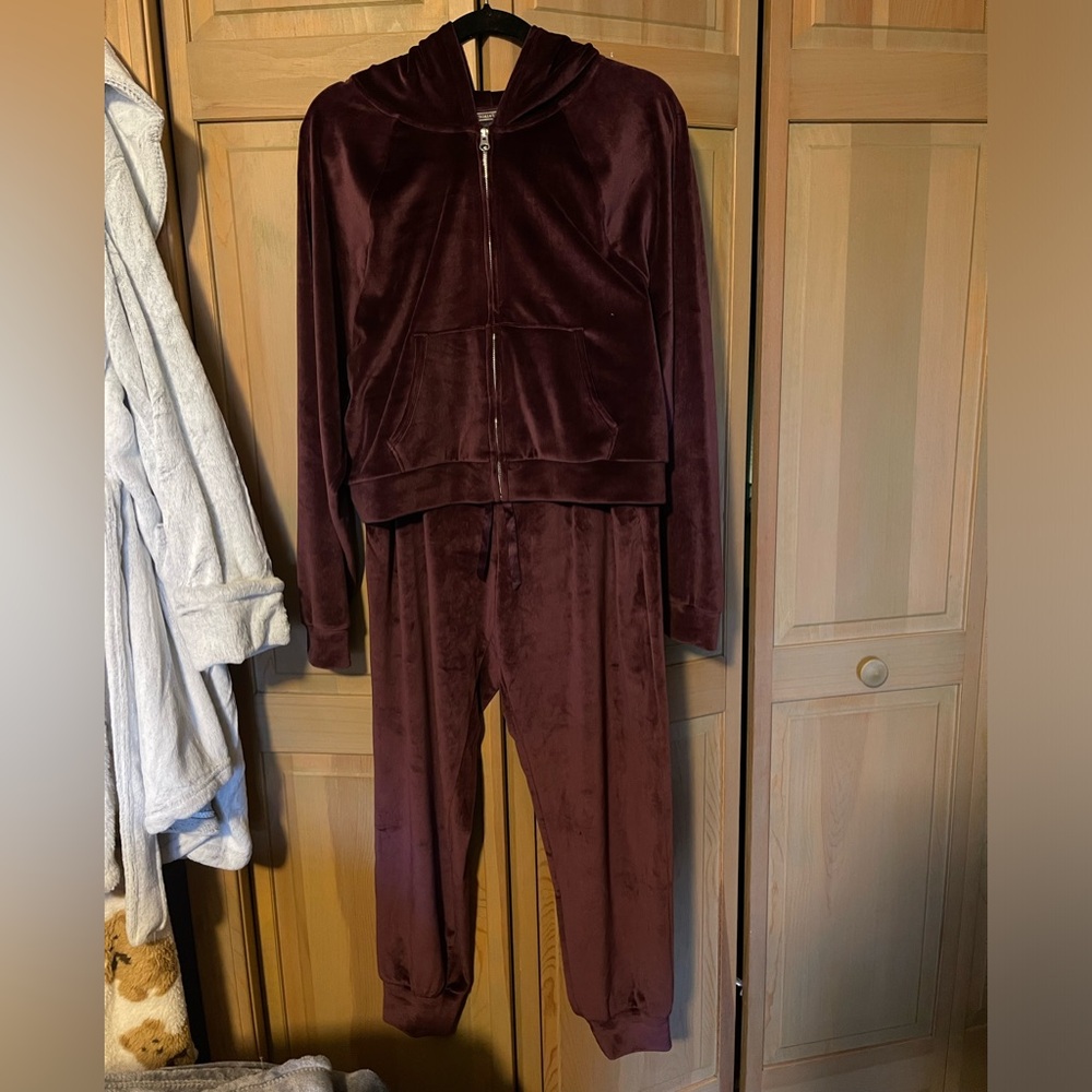 Victoria’s Secret velour sweatsuit set